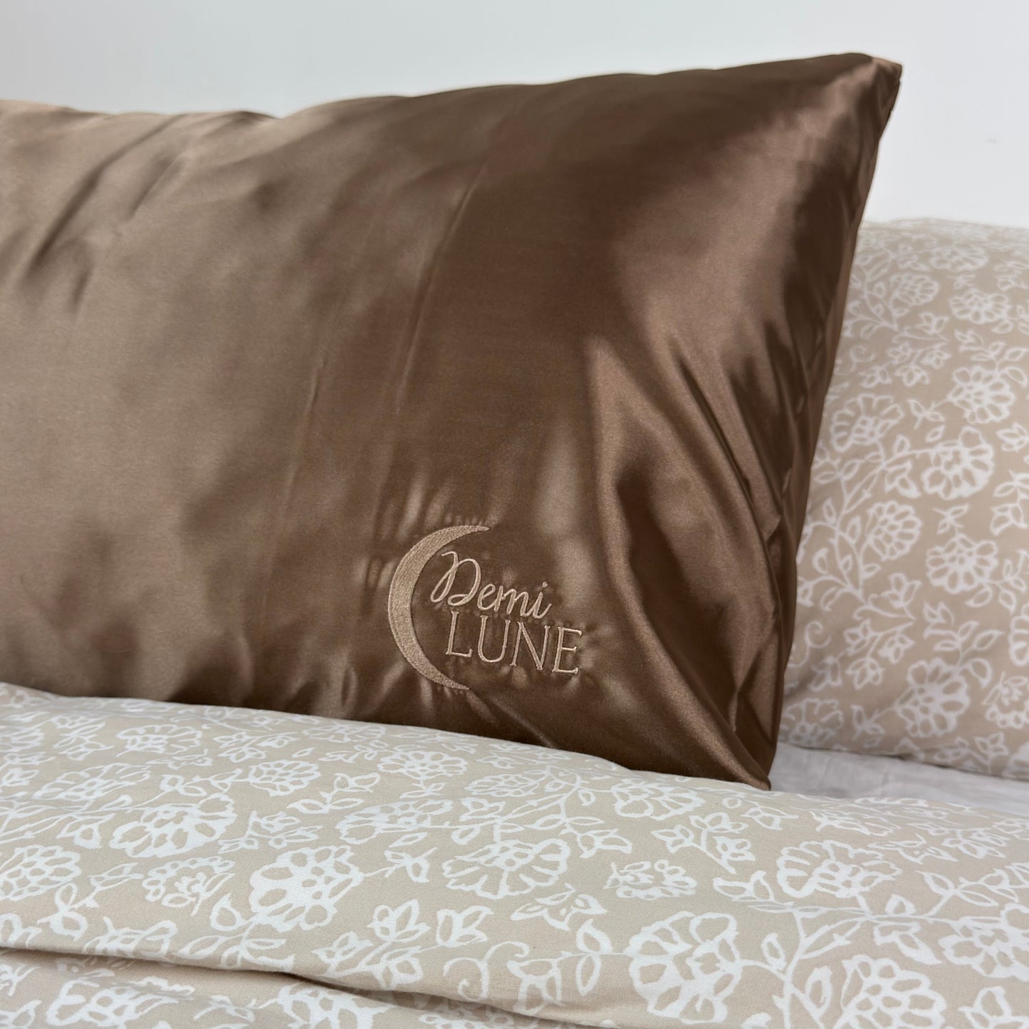 Taie d’oreiller en satin - Marron praliné